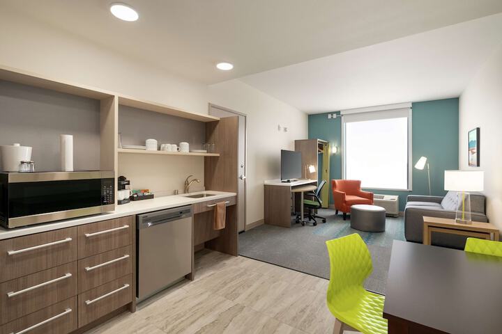Room 35 of 48