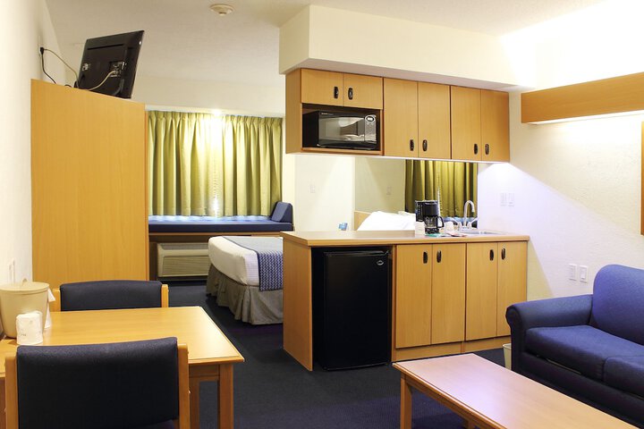 Room 16 of 89