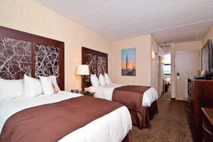 Ramada by Wyndham Buffalo Downtown
