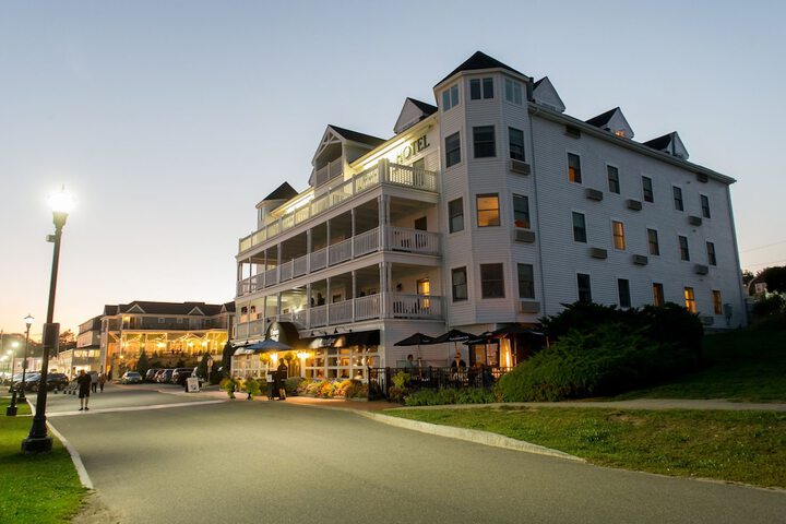 Union Bluff Hotel & Meeting House