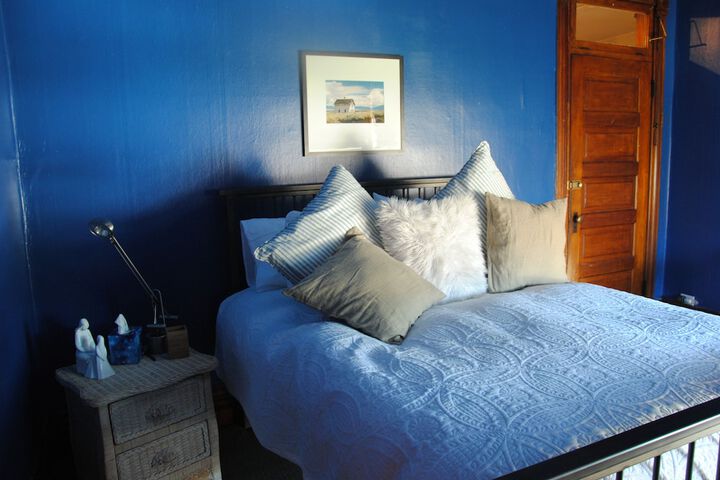 Room 50 of 77