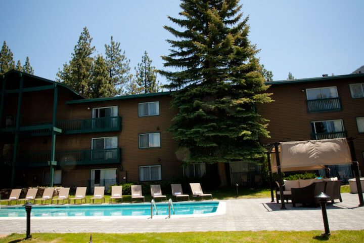 Pool 4 of 127