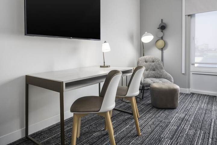 Room 19 of 27