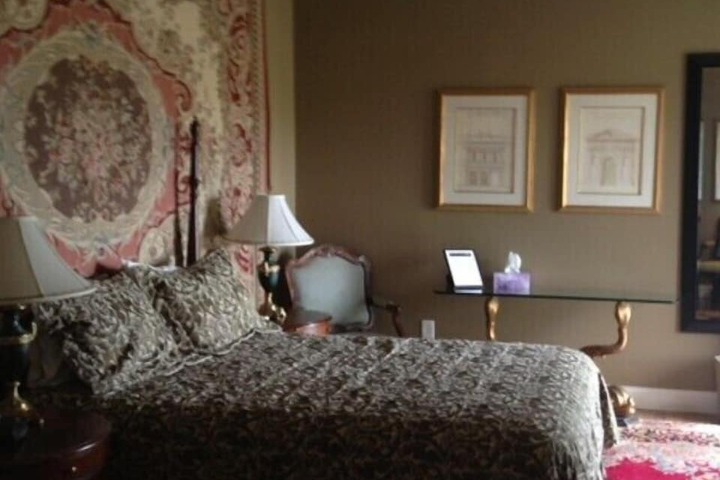 Room 55 of 100
