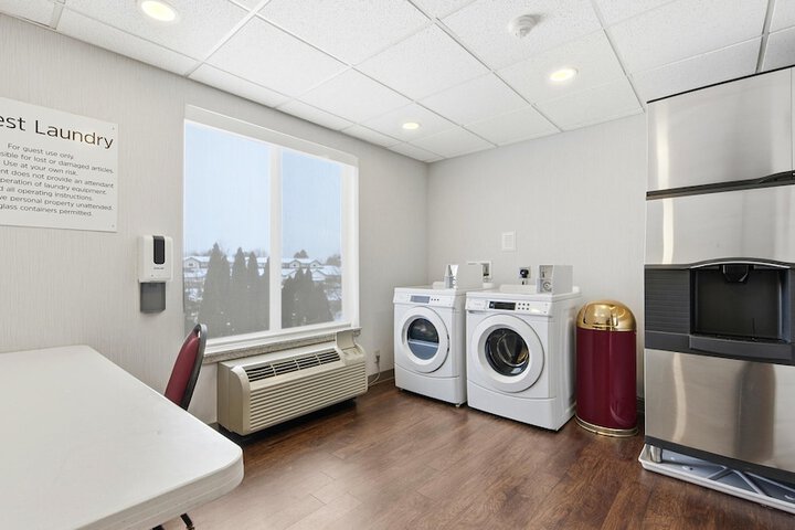 Holiday Inn Express & Suites Bethlehem Arpt-Allentown Area