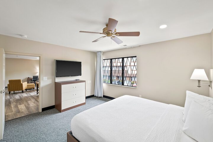 Room 15 of 53