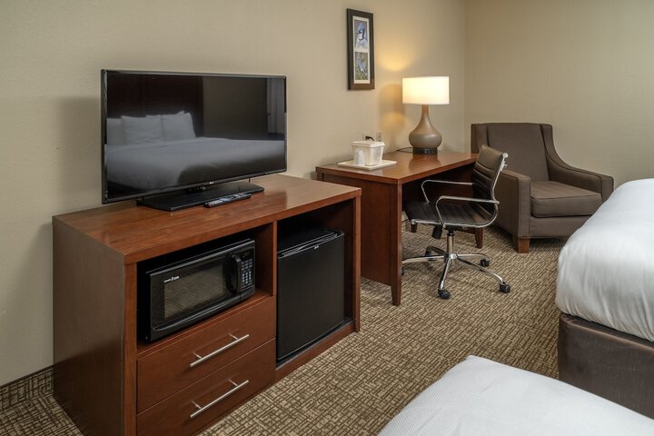 Room 27 of 36