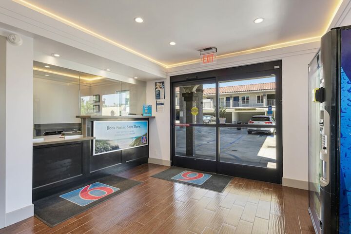 Motel 6 La Mesa CA