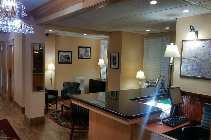 Hotel Interior 7 of 43