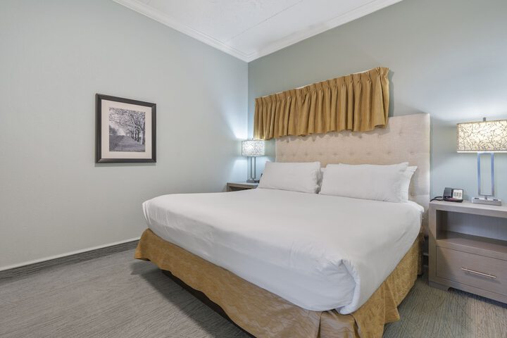 Cherry Tree Inn & Suites