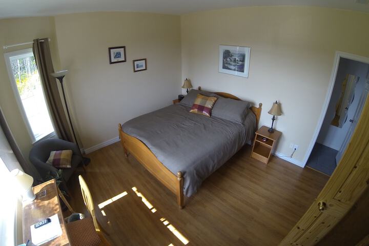 Room 16 of 36