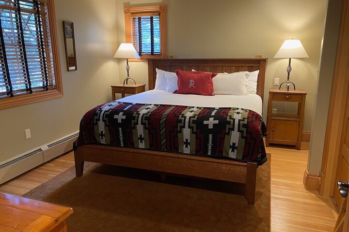 Room 53 of 62