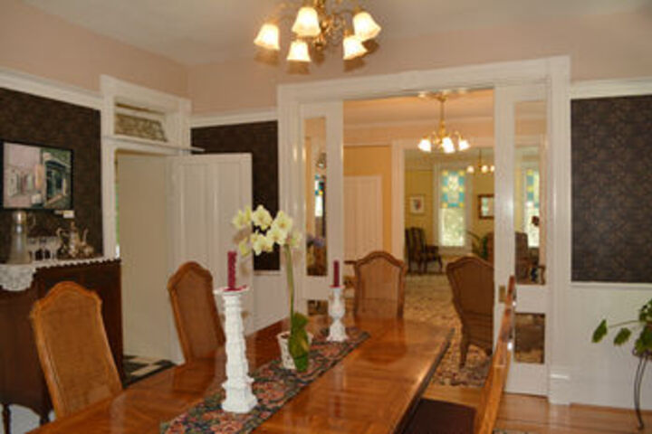 Deer Creek Inn