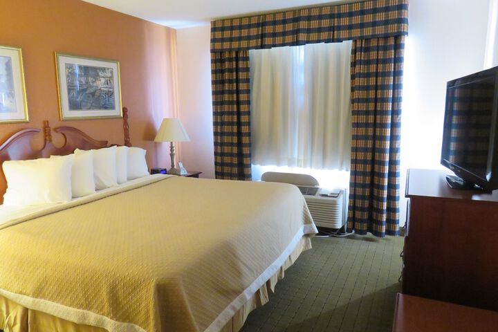 Room 20 of 26