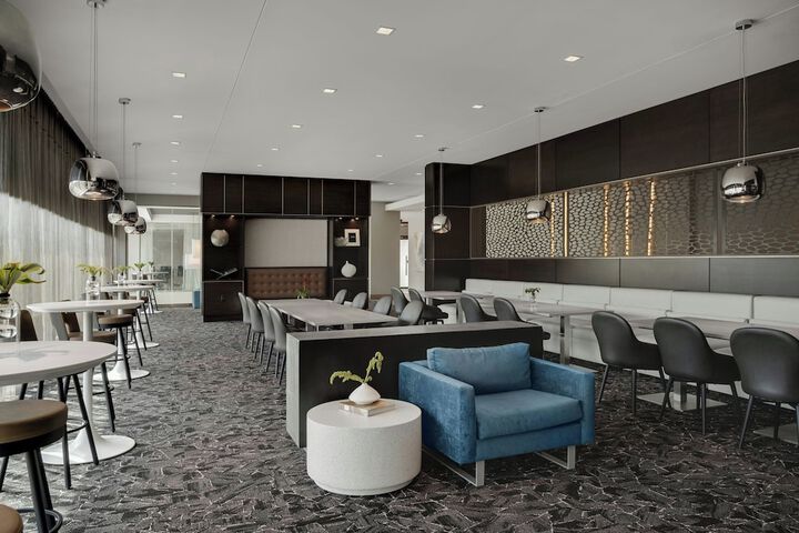 AC Hotel by Marriott Cincinnati at Liberty Center