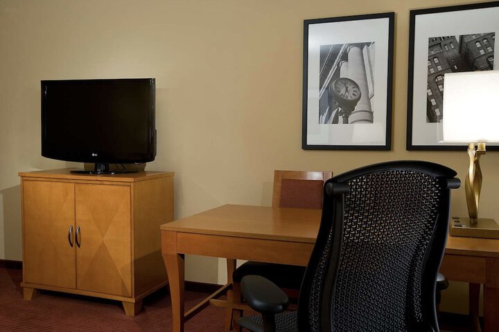 Room 16 of 72