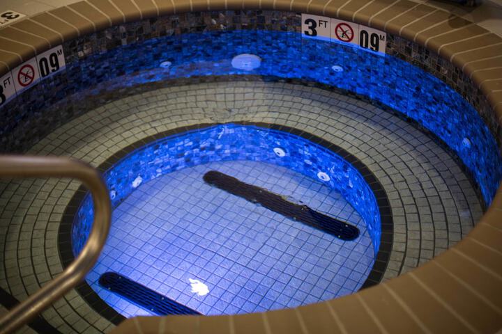 Pool 6 of 30