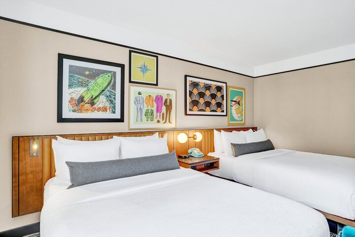 Room 103 of 138