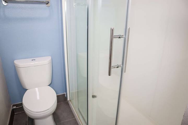 Room 12 of 26