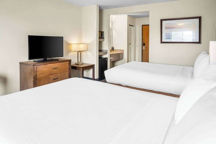 Room 28 of 62