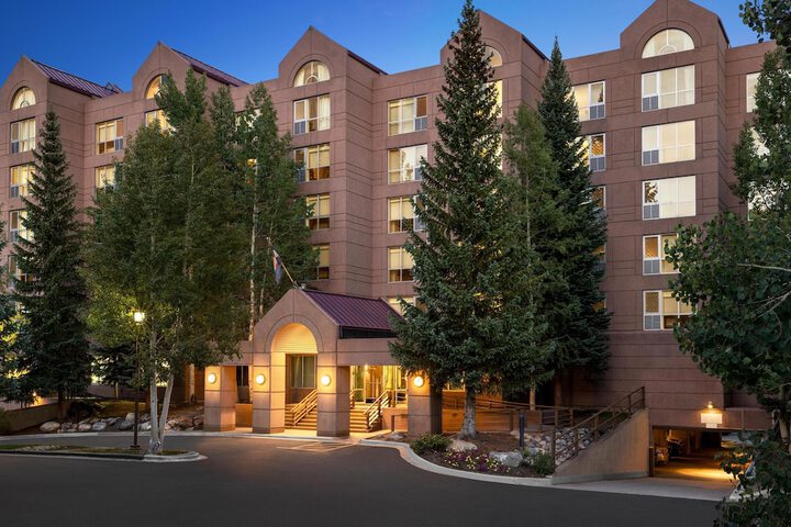 Hyatt Place Keystone / Dillon