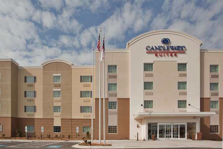 Hotel 5 of 57