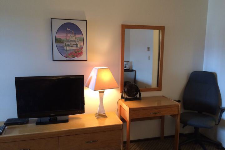 Room 41 of 48