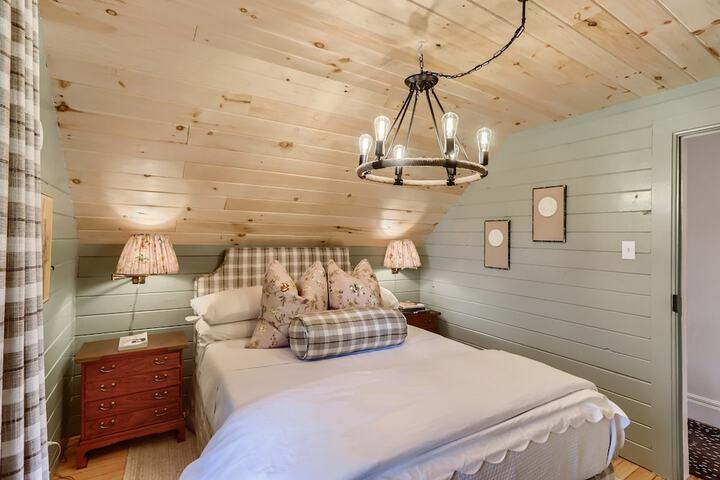 Room 20 of 79