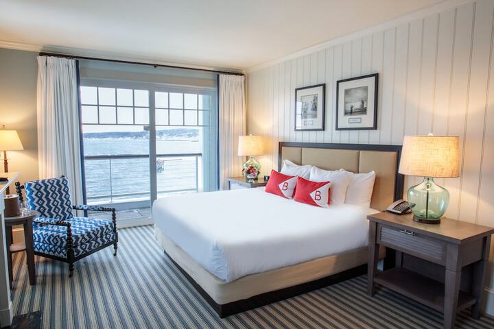 Room 52 of 82