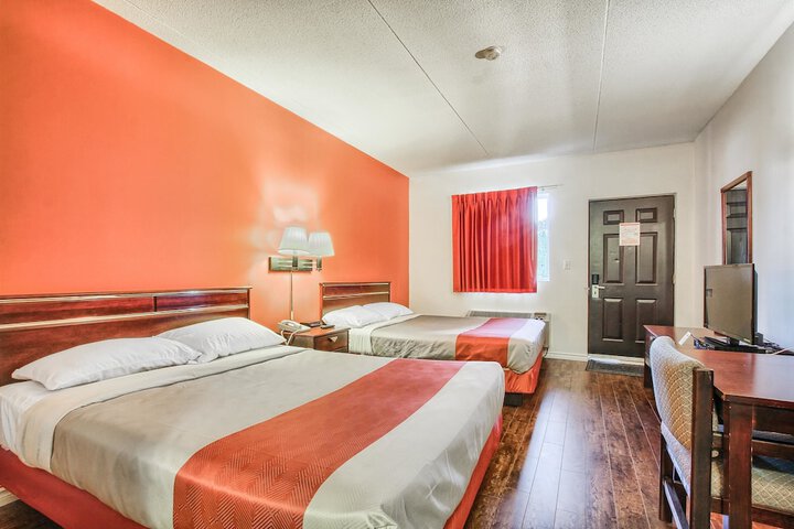Room 15 of 29