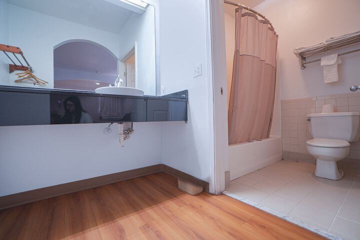 Room 49 of 58