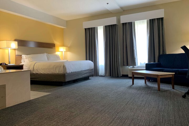 Room 14 of 47