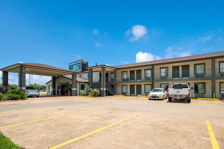 Hotel 2 of 27