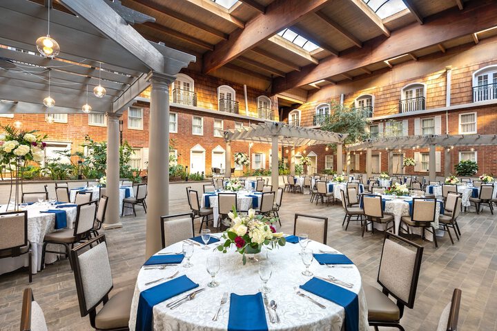 Crowne Plaza Albany - The Desmond Hotel by IHG