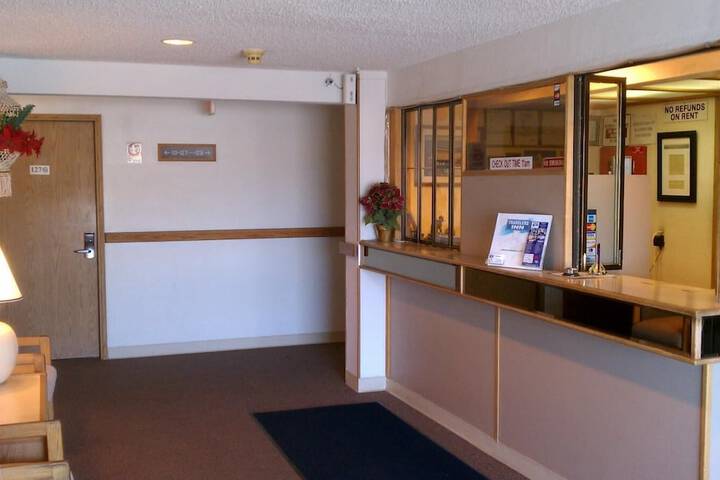 Hotel Interior 7 of 22