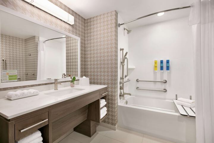 Room 20 of 43
