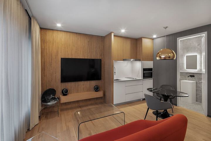 Room 26 of 58