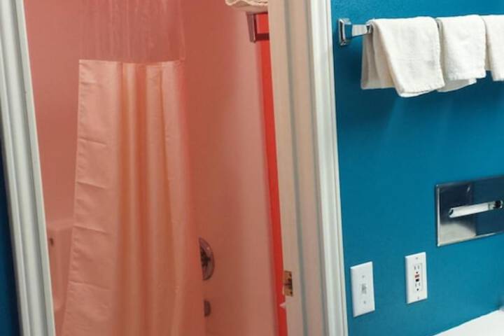 Room 22 of 35