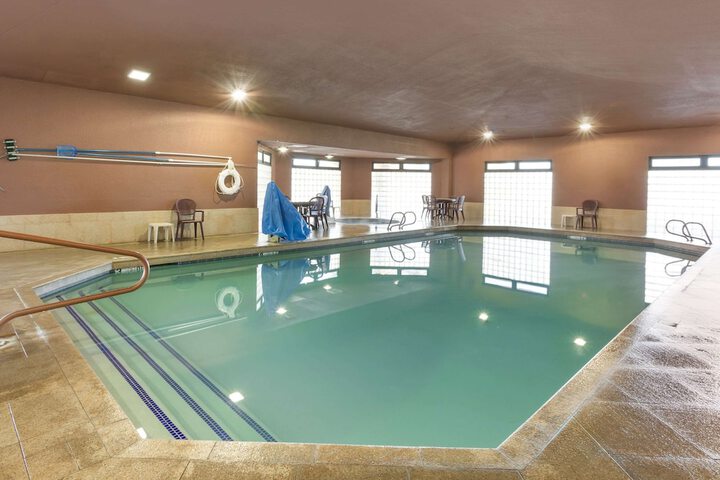 Pool 9 of 66