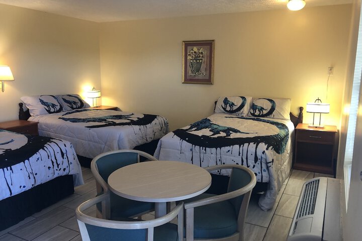 Room 32 of 36