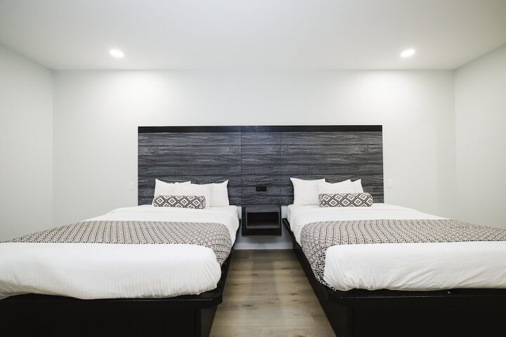 Sapphire Inn and Suites