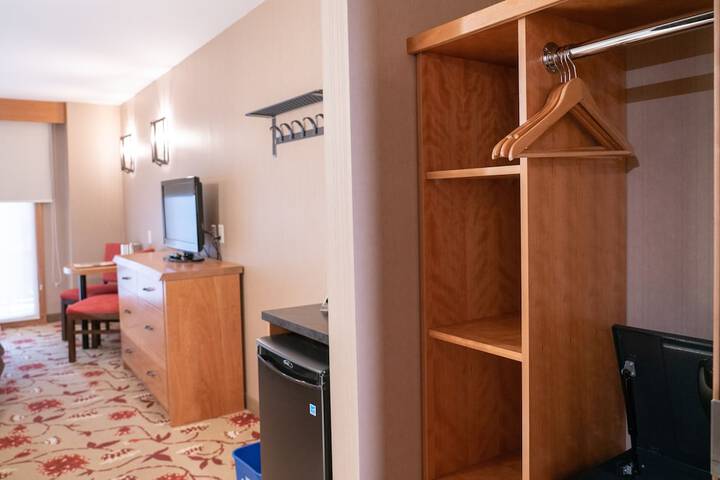 Room 41 of 72