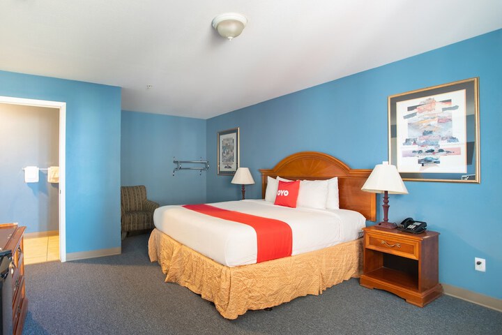 Room 33 of 42