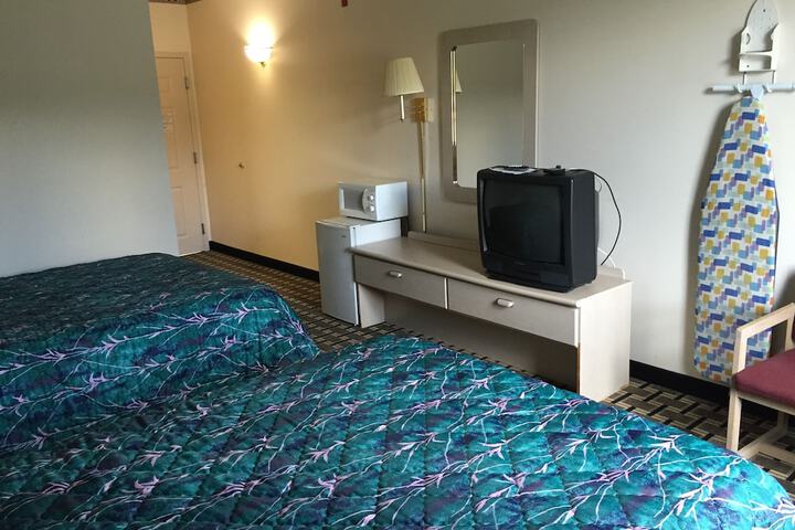 Room 11 of 17