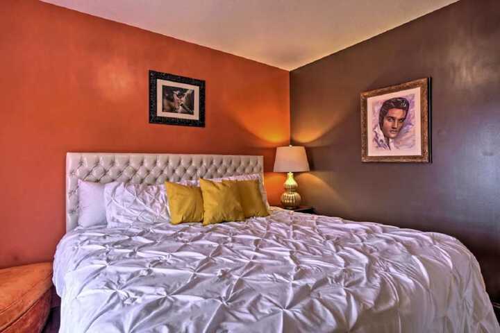 Room 36 of 61