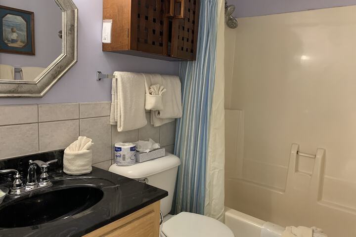 Room 46 of 165
