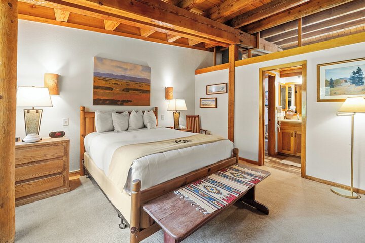 Evergreen Condominiums by Vail Resorts
