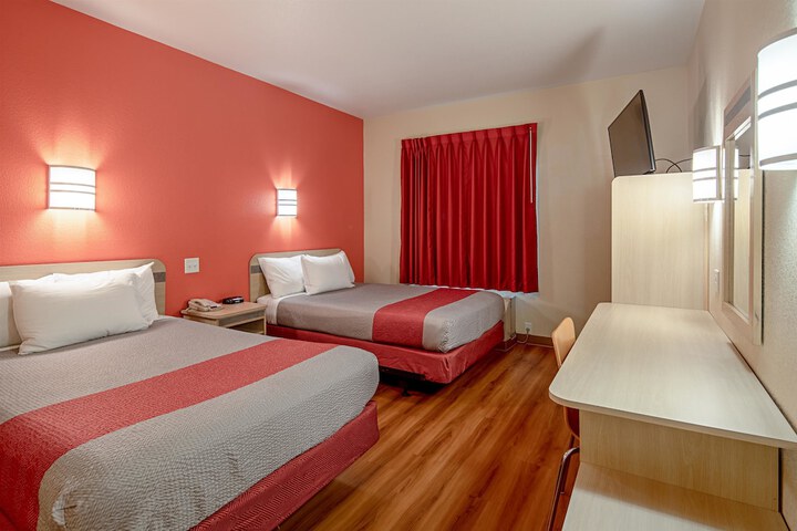 Room 26 of 35