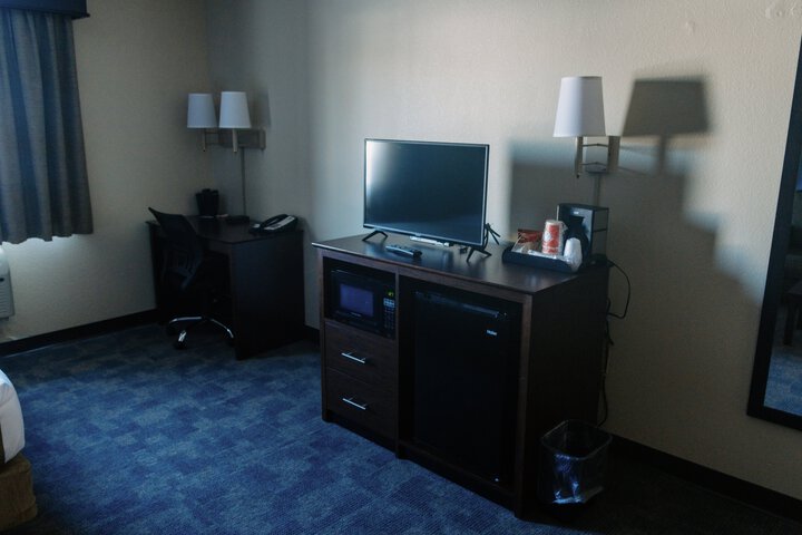 Room 92 of 168
