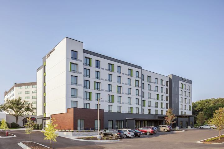 Hotel 2 of 40